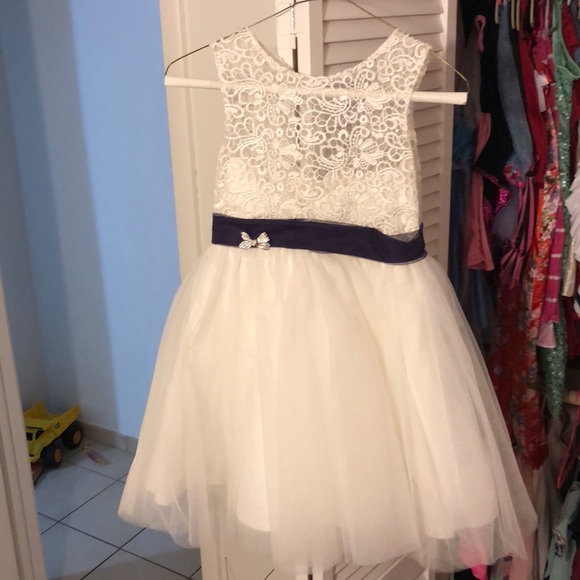 white dresses for young girls